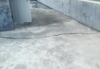 湄潭楼顶漏水维修公司分享下如何解决卫生间隐蔽部位漏水的问题?